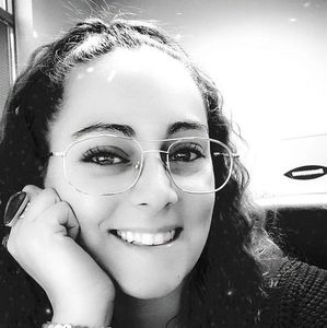 Meet your Posher, Bobbie